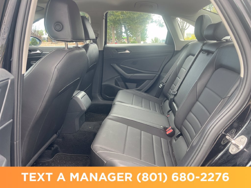 Used 2024 Volkswagen Jetta SE FWD image 14