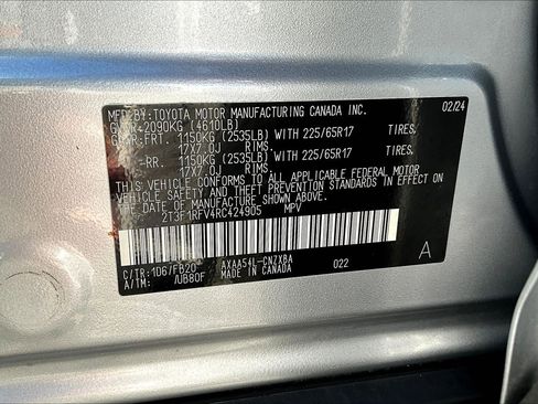 Used 2024 Toyota RAV4 LE image 29