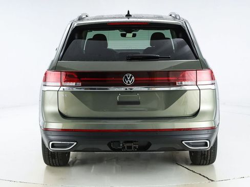 New 2026 Volkswagen Atlas SE FWD image 8