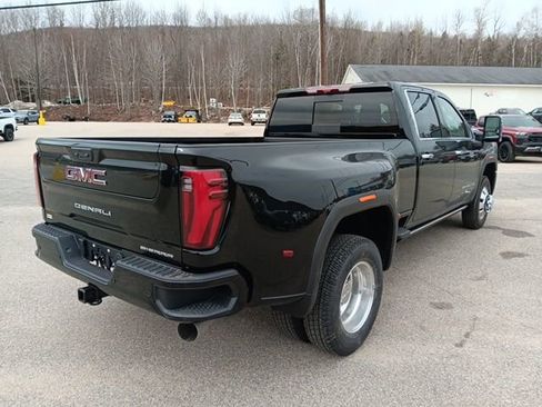 New 2026 GMC Sierra 3500 Denali w/ Denali Reserve Package AWD/4WD image 29