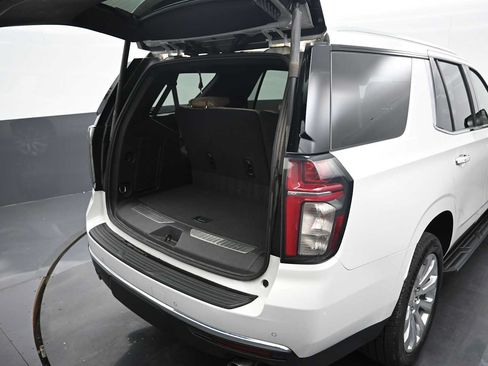 Used 2021 Chevrolet Tahoe Premier AWD/4WD image 24