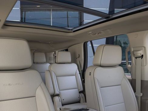 New 2026 GMC Yukon Denali w/ Sun & Power Step Package image 24