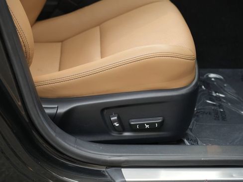 Used 2018 Lexus IS 300 AWD w/ Comfort Package image 28