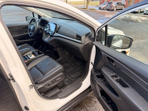 Certified 2023 Honda Odyssey EX-L image 15