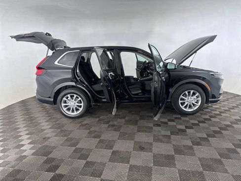 Used 2025 Honda CR-V EX image 17