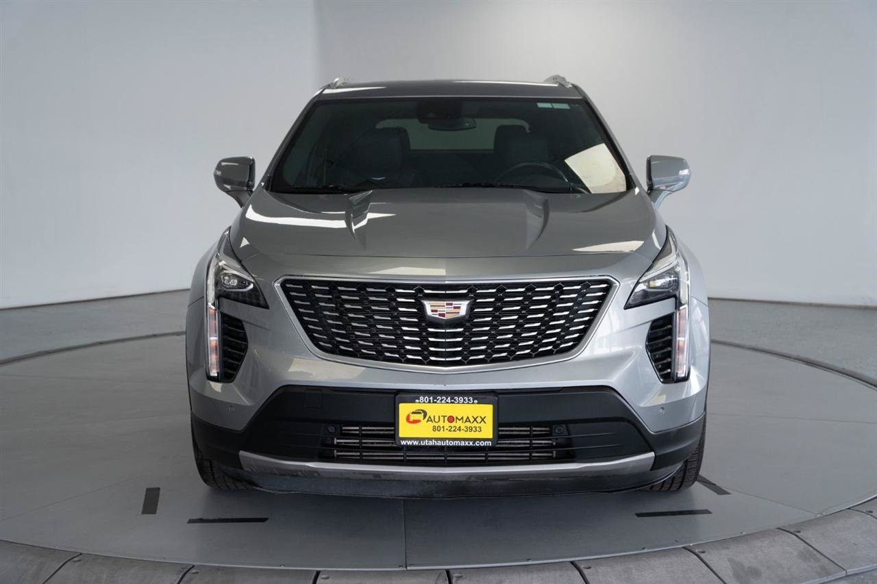 Used 2023 Cadillac XT4 Premium Luxury AWD/4WD image 2