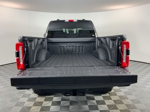 New 2025 Ford F250 XLT w/ Black Appearance Package image 7