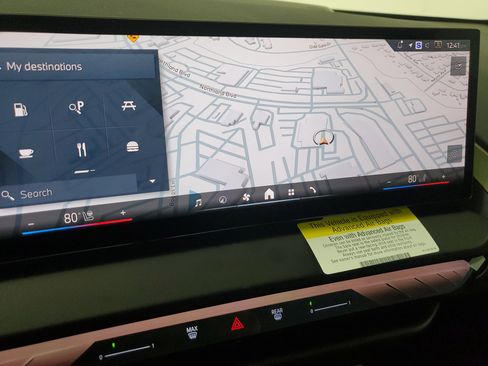 Used 2025 BMW X3 xDrive30i w/ Convenience Package image 18