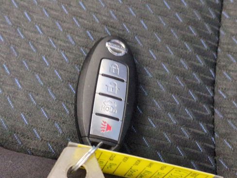 Used 2015 Nissan Sentra SR image 27