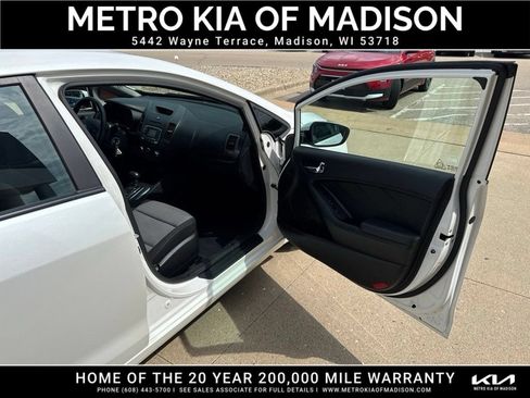 Used 2016 Kia Forte LX FWD image 39