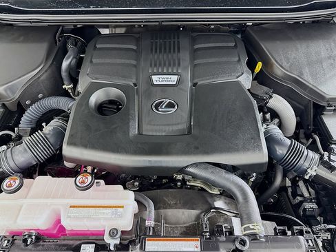 Certified 2025 Lexus GX 550 w/ Accessory Package (2T) AWD/4WD image 32