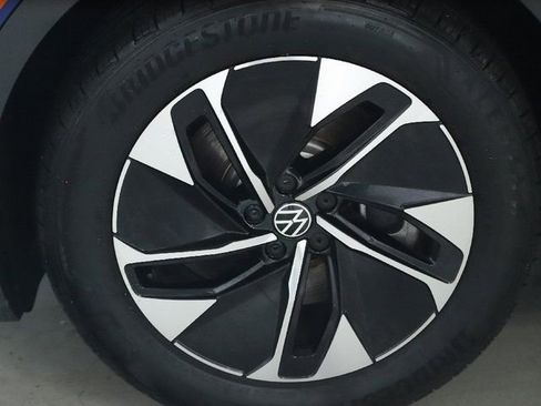 Used 2022 Volkswagen ID.4 Pro S RWD image 36
