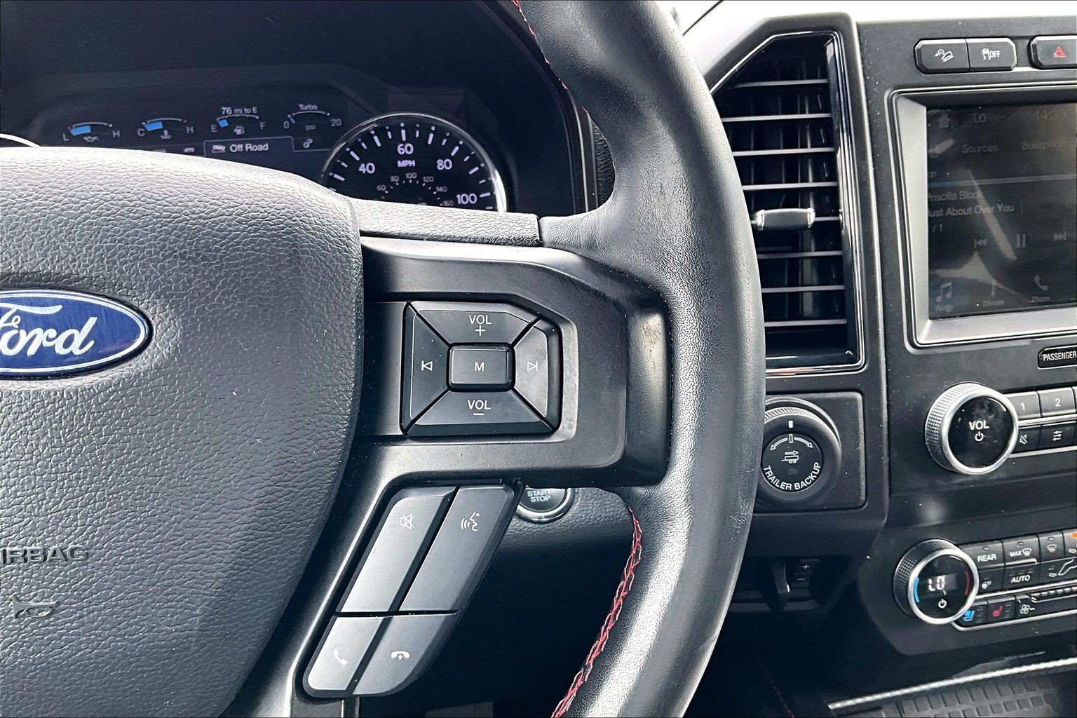 Used 2019 Ford Expedition Limited w/ Equipment Group 303A AWD/4WD image 12