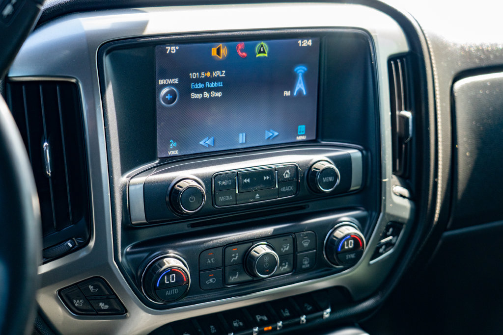 Used 2014 Chevrolet Silverado 1500 LTZ Z71 w/ LTZ Plus Package AWD/4WD image 18