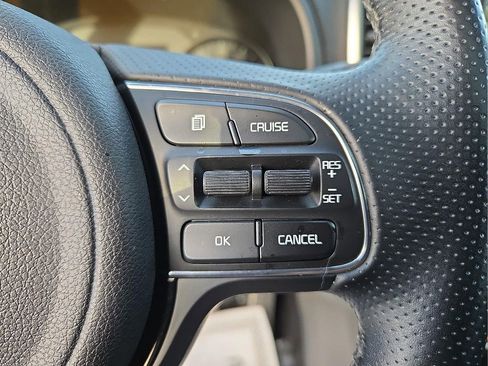 Used 2017 Kia Sportage SX image 24