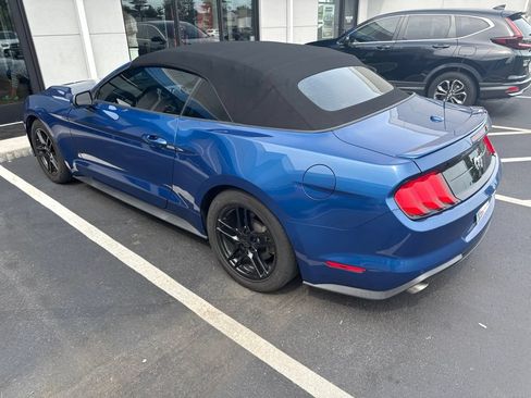 Used 2023 Ford Mustang Premium RWD image 4