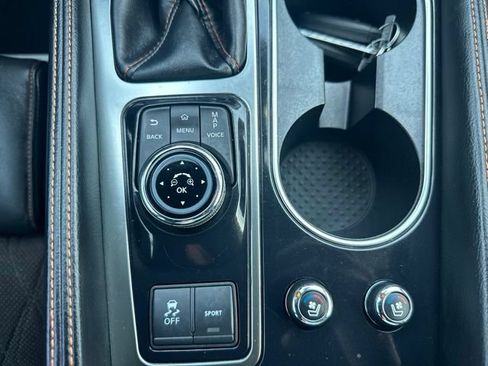 Used 2023 Nissan Maxima SR w/ Sport Mat Group FWD image 34