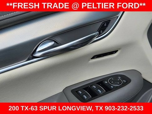 Used 2021 Cadillac XT5 Premium Luxury FWD image 18