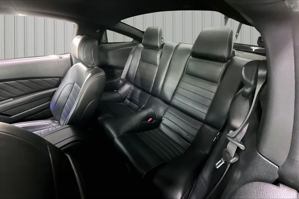 Used 2014 Ford Mustang GT Premium w/ Comfort Package RWD image 21