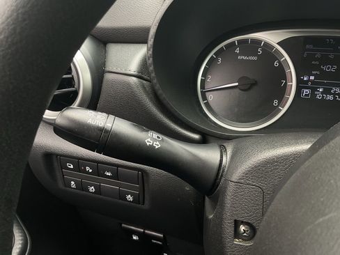 Used 2020 Nissan Versa S FWD image 30