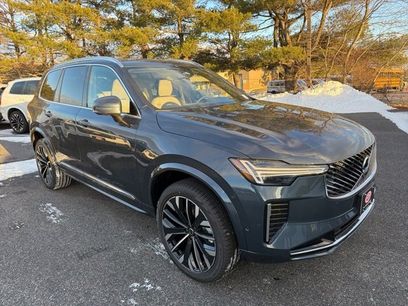 New 2026 Volvo XC90 B6 Plus w/ Protection Package Premier