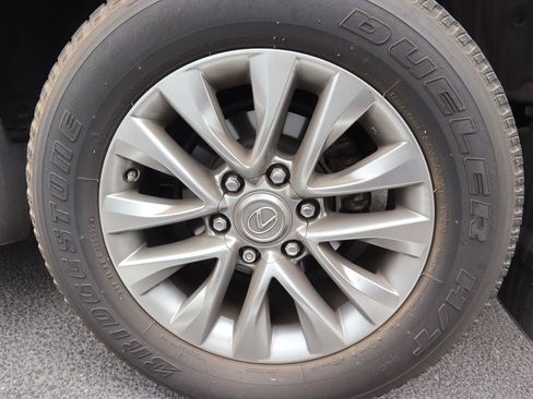 Used 2019 Lexus GX 460 Luxury AWD/4WD image 18