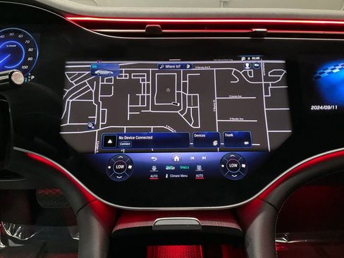 Used 2024 Mercedes-Benz EQE 500 4MATIC Sedan image 25