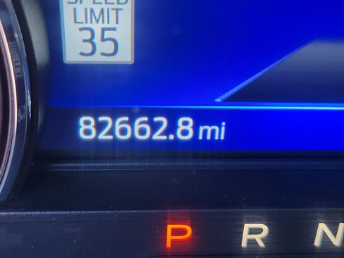 Used 2020 Ford Explorer Limited image 24