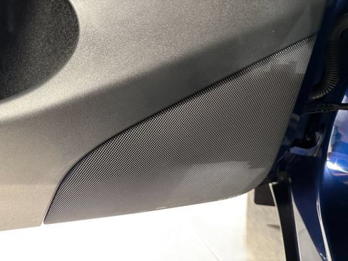 Used 2023 Tesla Model Y Long Range AWD/4WD image 17