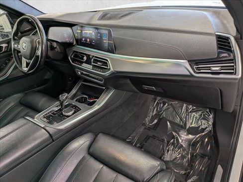 Used 2019 BMW X5 xDrive50i w/ Executive Package image 23