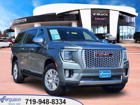 Used 2024 GMC Yukon XL Denali AWD/4WD image 1
