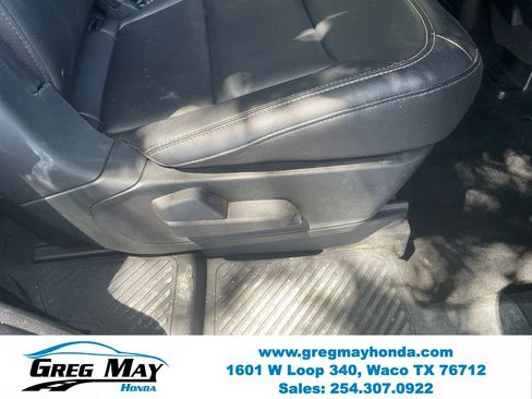 Used 2020 Ford Explorer XLT w/ Equipment Group 202A RWD image 32
