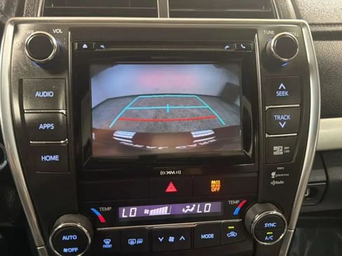 Used 2016 Toyota Camry XSE FWD image 14