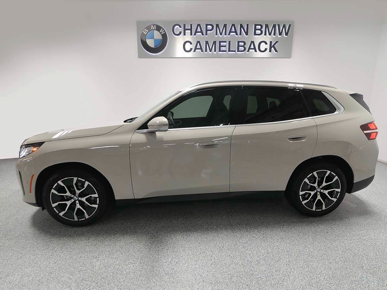 Used 2026 BMW X3 xDrive30i AWD/4WD image 3