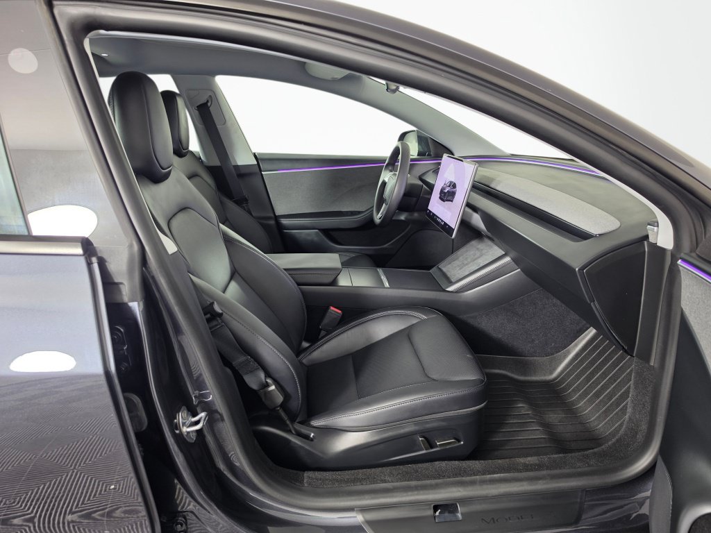 Used 2025 Tesla Model 3 Long Range RWD image 32