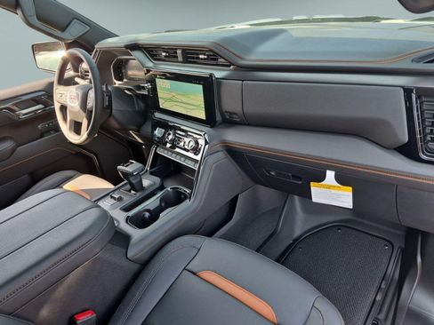 New 2026 GMC Sierra 1500 AT4 w/ AT4 Premium Package AWD/4WD image 29