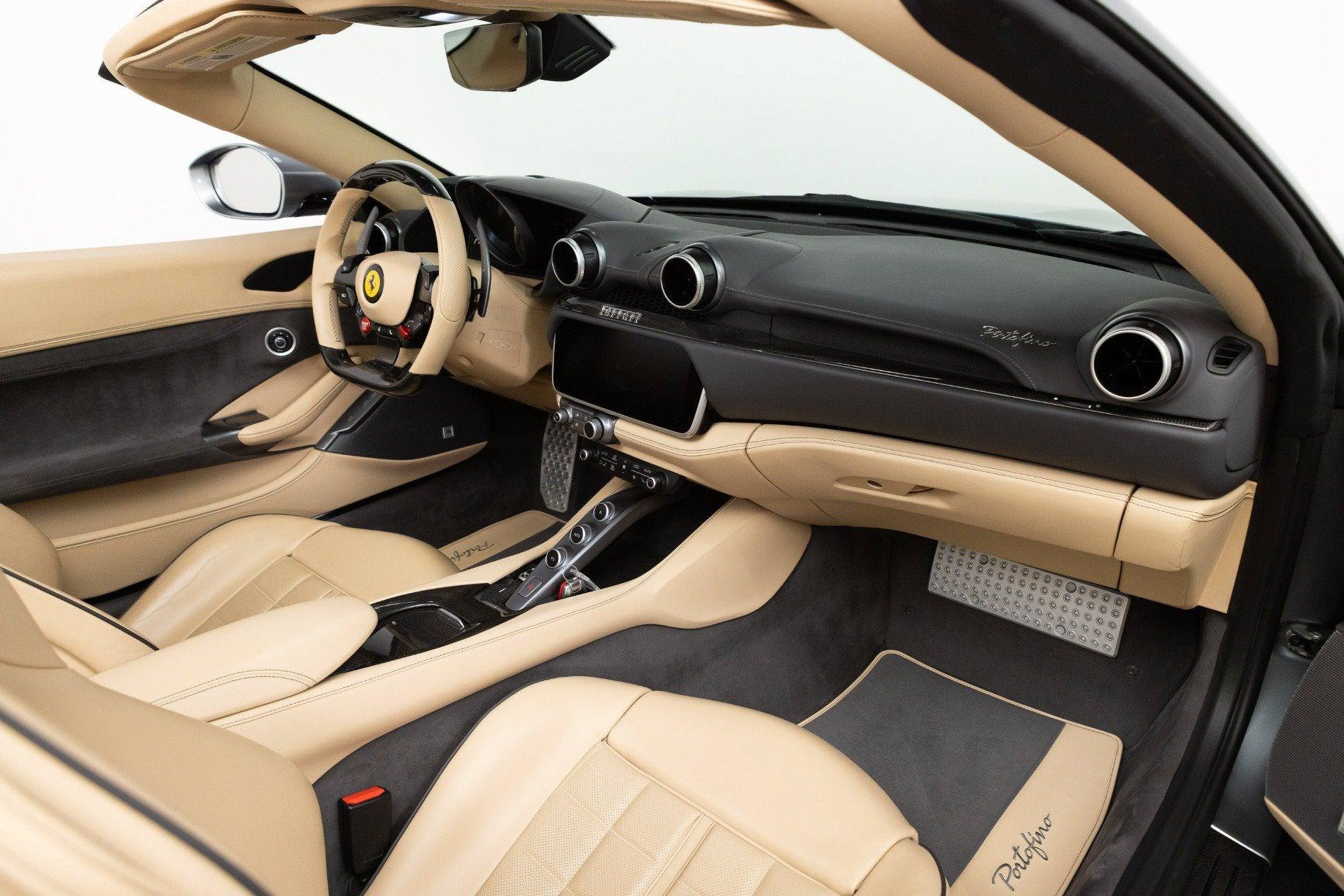 Certified 2019 Ferrari Portofino RWD image 58