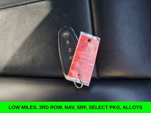 Used 2017 Lincoln Navigator Select image 38