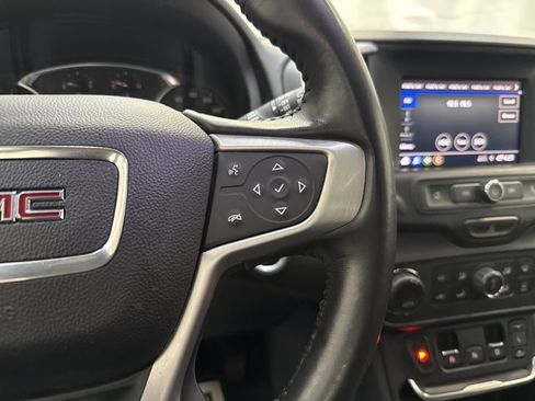 Used 2020 GMC Terrain SLE w/ Driver Convenience Package image 18