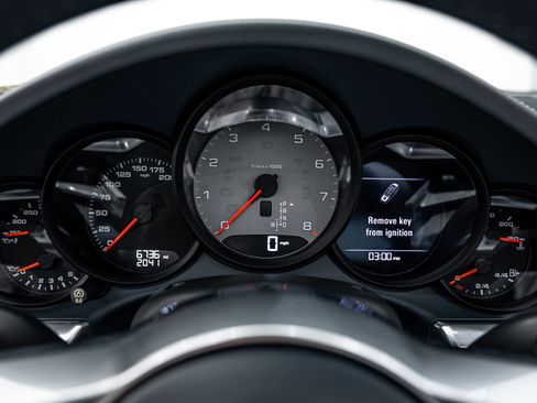 Certified 2018 Porsche 911 Targa 4S AWD/4WD image 24