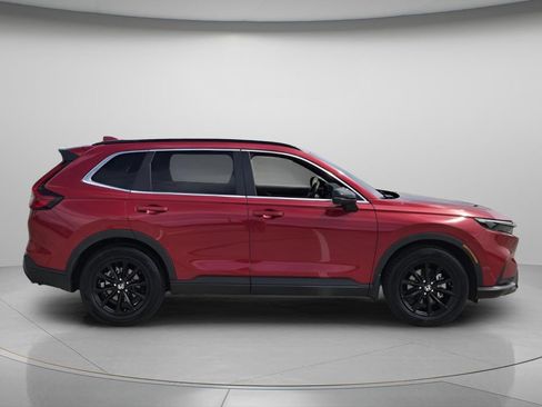Used 2025 Honda CR-V Sport image 3