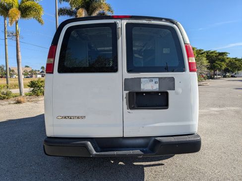 Used 2012 Chevrolet Express 1500 image 5