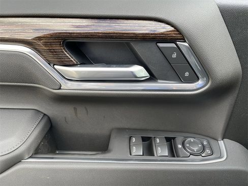 New 2026 GMC Sierra 1500 Elevation image 24