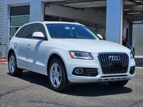 Used 2016 Audi Q5 2.0T Premium Plus AWD/4WD image 3