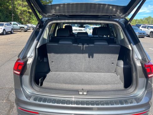 Used 2024 Volkswagen Tiguan Wolfsburg Edition FWD image 16