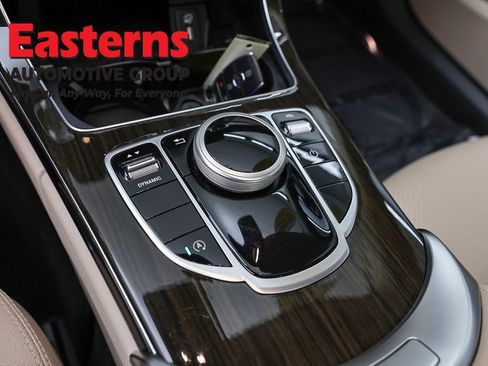 Used 2021 Mercedes-Benz C 300 4MATIC Sedan image 21