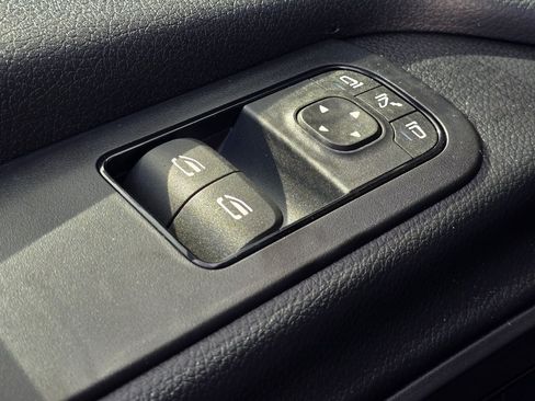 New 2026 Mercedes-Benz Sprinter 2500 image 33