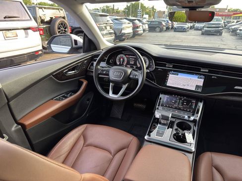 Used 2022 Audi Q8 Premium Plus AWD/4WD image 35