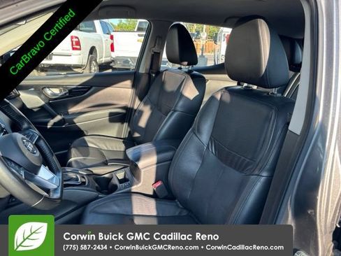 Used 2022 Nissan Rogue Sport SL AWD/4WD image 11
