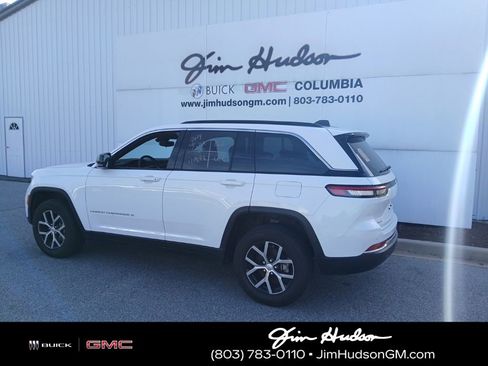 Used 2024 Jeep Grand Cherokee Limited image 6